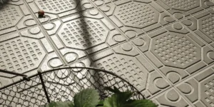 موزاییک مدرسه